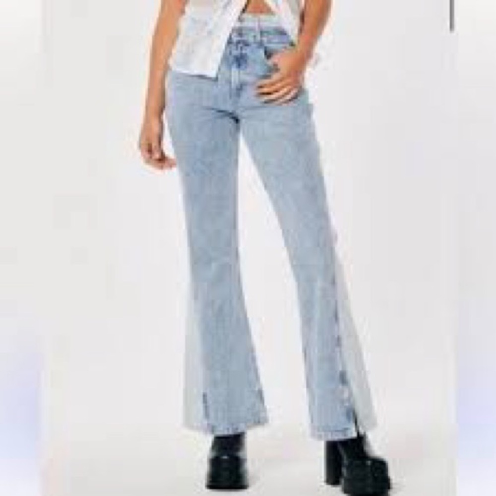 Social Tourist Ultra High Rise Flare Light Blue Denim Jeans Sz 26